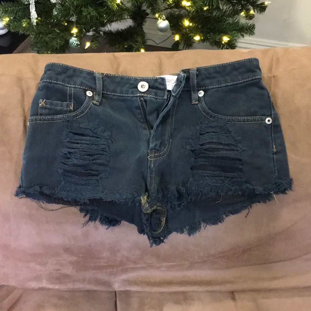 Black denin shorts